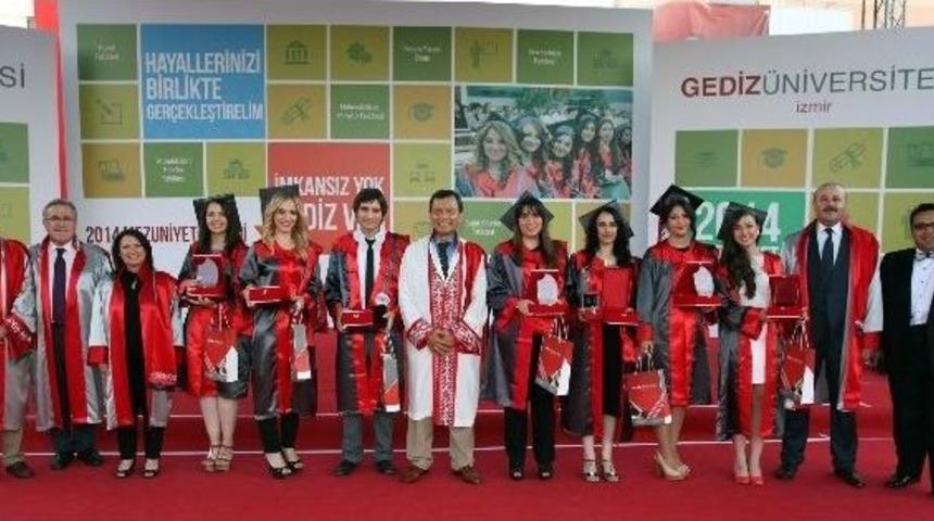 En Mutlu G&uuml;nlerinde Bile Soma&rsquo;nın Yasını Tuttular