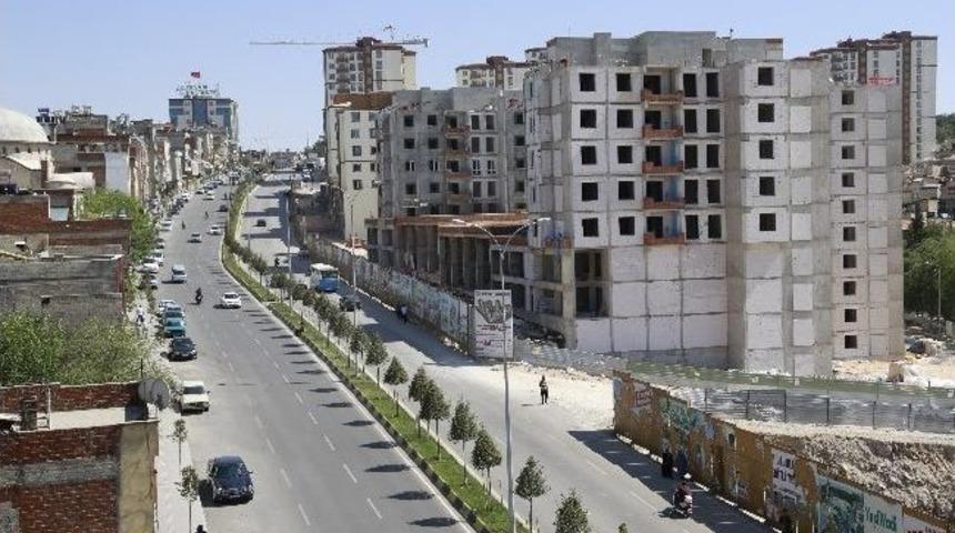 &Ouml;zdemirbey Caddesi 6 Şeritli Olacak