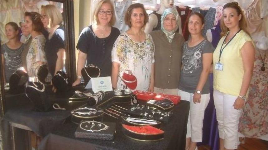 Burhaniyeli Kadınlar G&uuml;m&uuml;ş Takı Yaptı