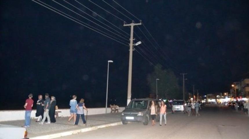 Ayvalık&rsquo;ta Aydınlatma Tepkisi