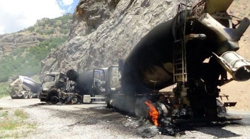 Tunceli&rsquo;de 5 Ara&ccedil; Yakıldı, 2 S&uuml;r&uuml;c&uuml; Ka&ccedil;ırıldı