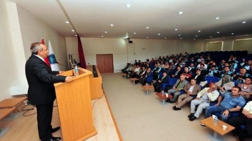 Yy&uuml; Eğitim Bilimleri Enstit&uuml;s&uuml;&rsquo;nde Mezuniyet T&ouml;reni