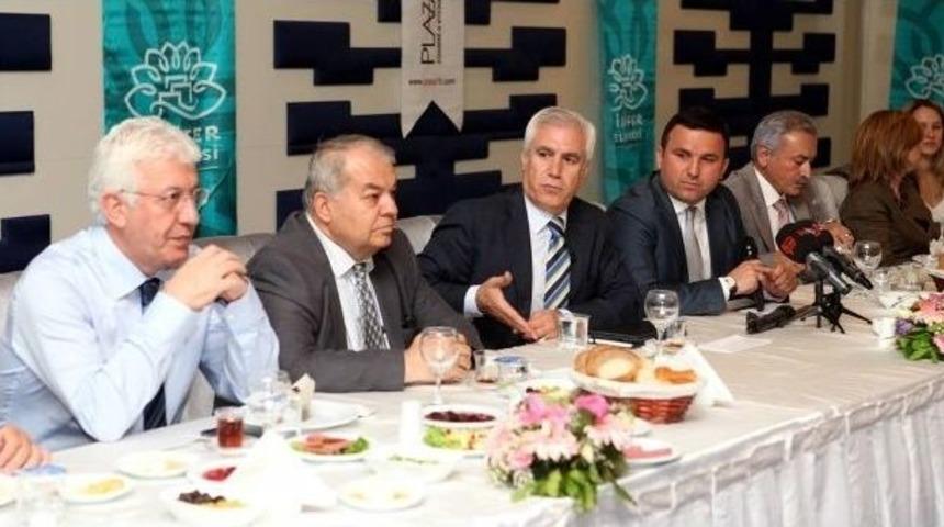 Nil&uuml;fer Nikah Evine Yoğun İlgi