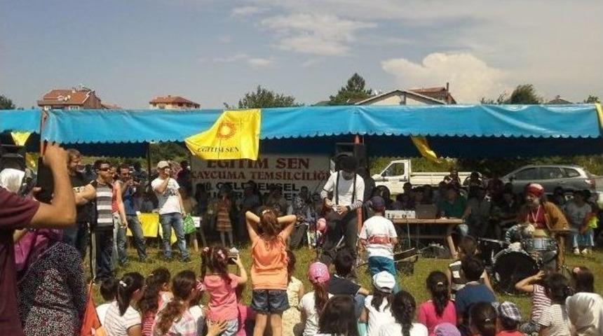 &Ccedil;aycuma'da Geleneksel U&ccedil;urtma Şenliğinin Onuncusu Yapıldı