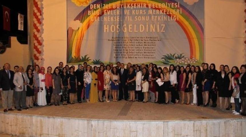 Bilgi Evi Ve Kurs Merkezi &Ouml;ğrencilerinden Yılsonu G&ouml;sterisi