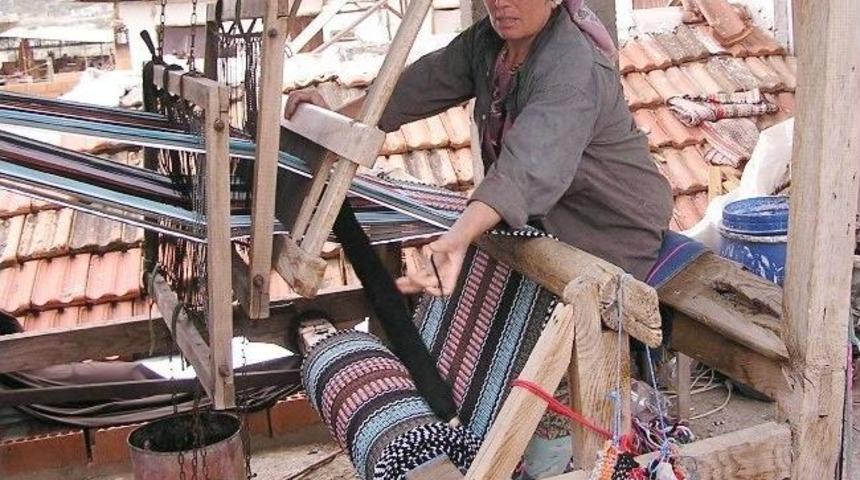 Bozdoğan Olukbaşı K&ouml;y&uuml;&rsquo;nde Asırlık Gelenek Devam Ediyor