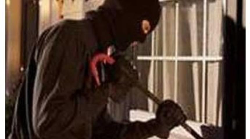 K&uuml;re&rsquo;de Esnafın Dikkati Soygunu &Ouml;nledi