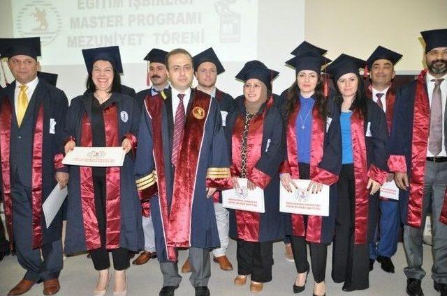 Om&uuml; İşletme Y&uuml;ksek Lisans Programı İlk D&ouml;nem Mezunlarını Verdi 1