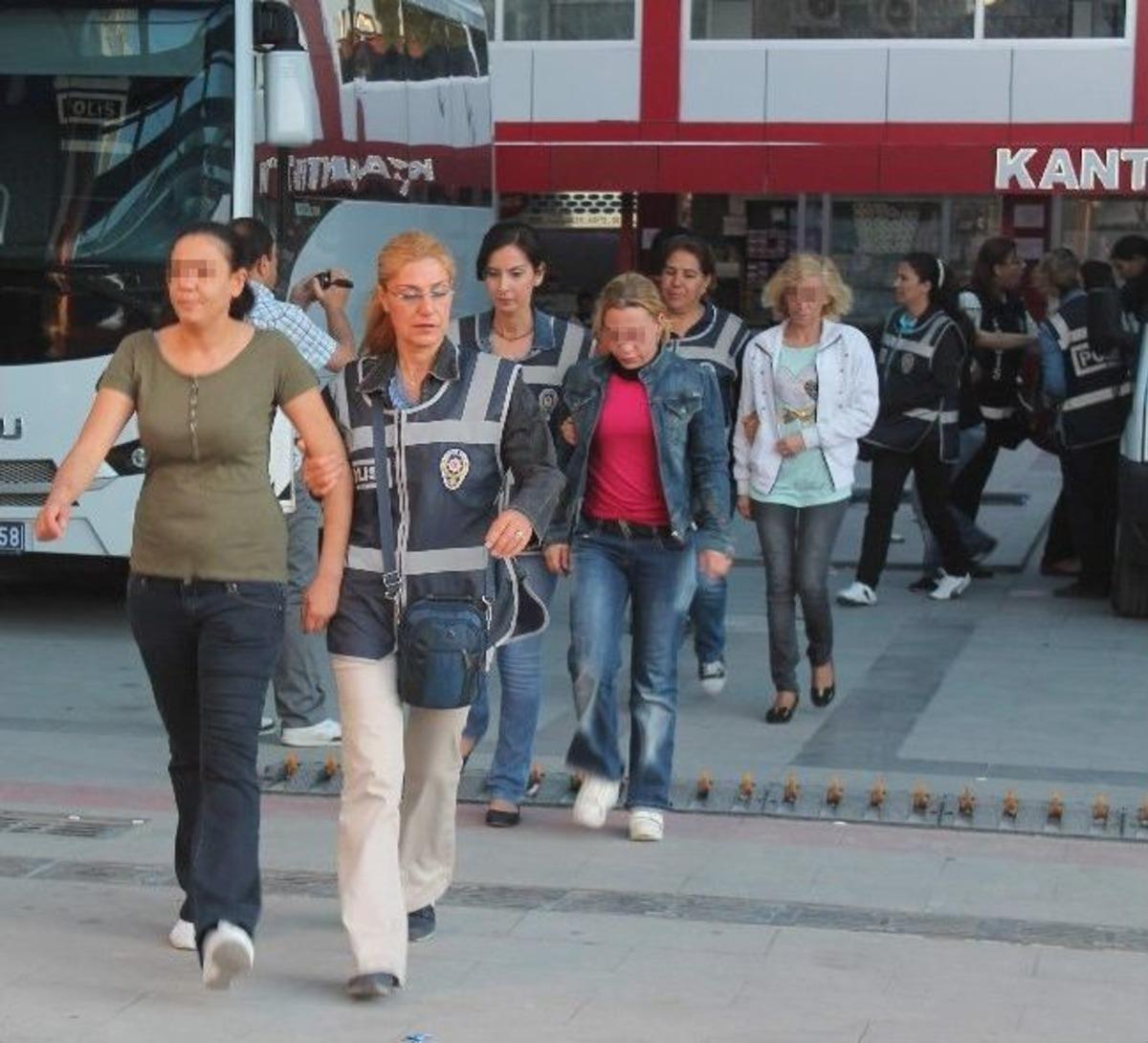 Fuhuş Operasyonunda 28 Kişi Adliyeye Sevk Edildi