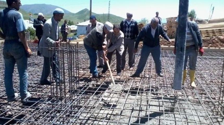 Varto&rsquo;da Cami Temeli Atma T&ouml;reni