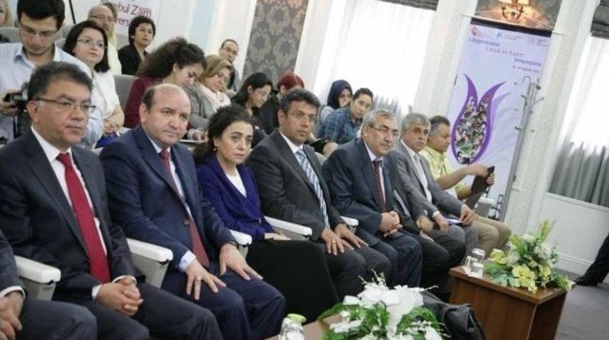 Kadın Ve &Ccedil;ocuk Aynı Sempozyumda