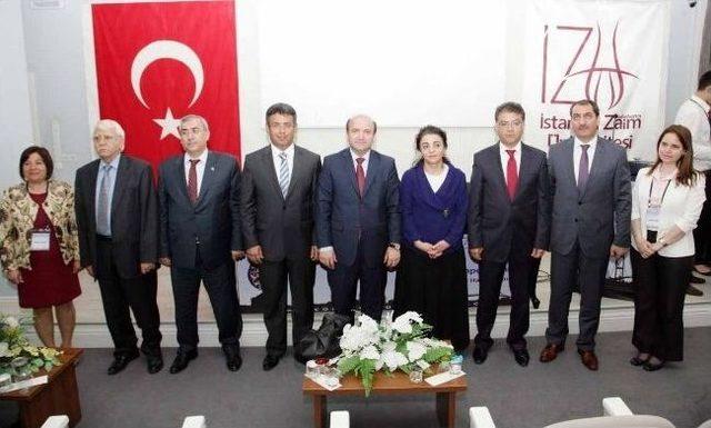 Kadın Ve &Ccedil;ocuk Aynı Sempozyumda 1