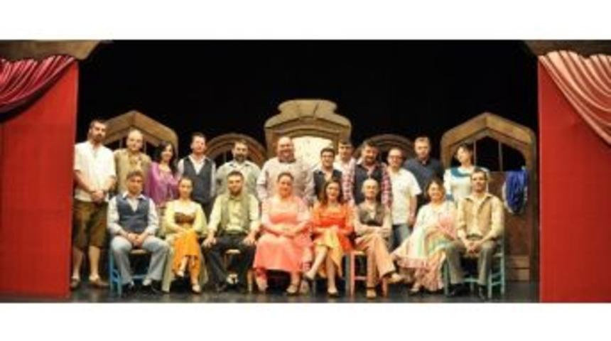 Bursa B&uuml;y&uuml;kşehir Belediyesi Şehir Tiyatrosu Yaza Hazır