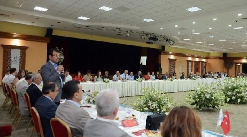 Beylikdüzü Belediyesi İle İlçe Protokolü Arasında Anlamlı Dayanışma