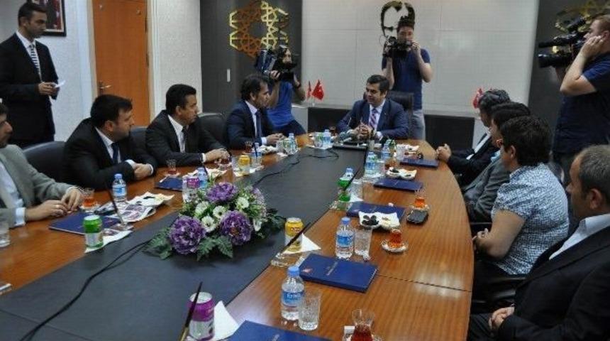 Gazeteciler Cemiyeti&rsquo;nden Vali D&uuml;zg&uuml;n&rsquo;e Ziyaret
