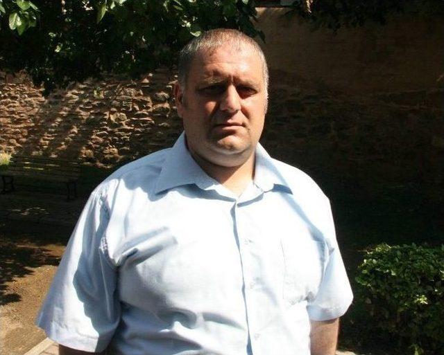 Bonzai Y&uuml;z&uuml;nden Fenalaşan Gen&ccedil;, Tedaviyi Kabul Etmedi 1