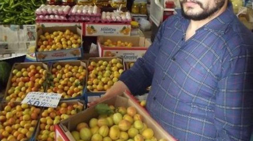 Yaş Kayısıda Y&uuml;ksek Fiyat Ateşi D&uuml;şt&uuml;