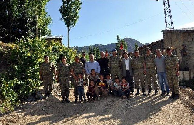 Vali Canbolat K&ouml;y Ziyaretlerini S&uuml;rd&uuml;r&uuml;yor 1