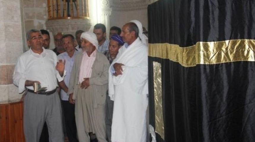 Kabe Maketi İle Tavaf Anlatıldı