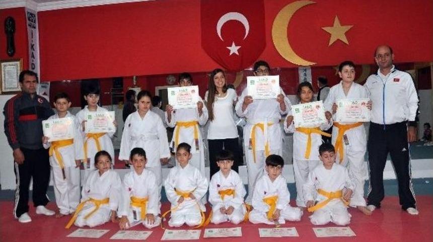 İkad Spor Kul&uuml;b&uuml;, Geleceğin Sporcularını Yetiştiriyor