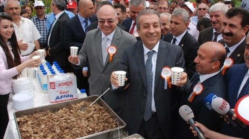 Tarım Bayramı'na Kuzu Ve Oğlak Eti Damgası!