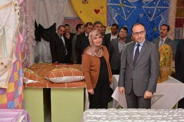 Halk Eğitim Merkezi&rsquo;nden Yılsonu Dikiş Nakış Sergisi 1