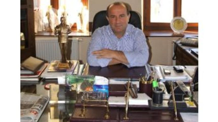 Başkan Uzuner, İnebolu Halkına Teşekk&uuml;r Etti