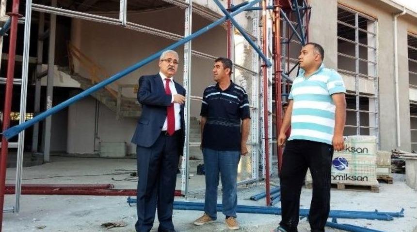 Vali G&uuml;ven&ccedil;er, Spor Tesislerini İnceledi