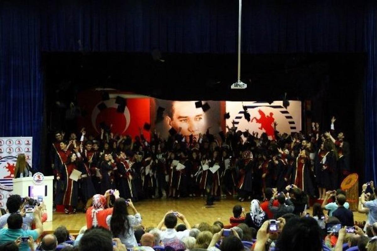 Diş Hekimliği Mezuniyet T&ouml;reni