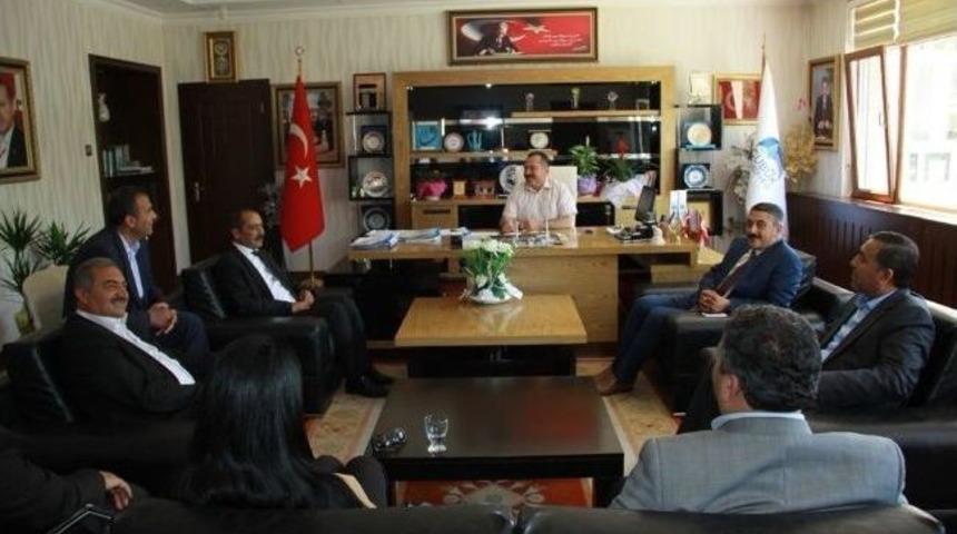 Başkan G&uuml;rb&uuml;z&rsquo;den, Başkan Acehan&rsquo;a Hayırlı Olsun Ziyareti