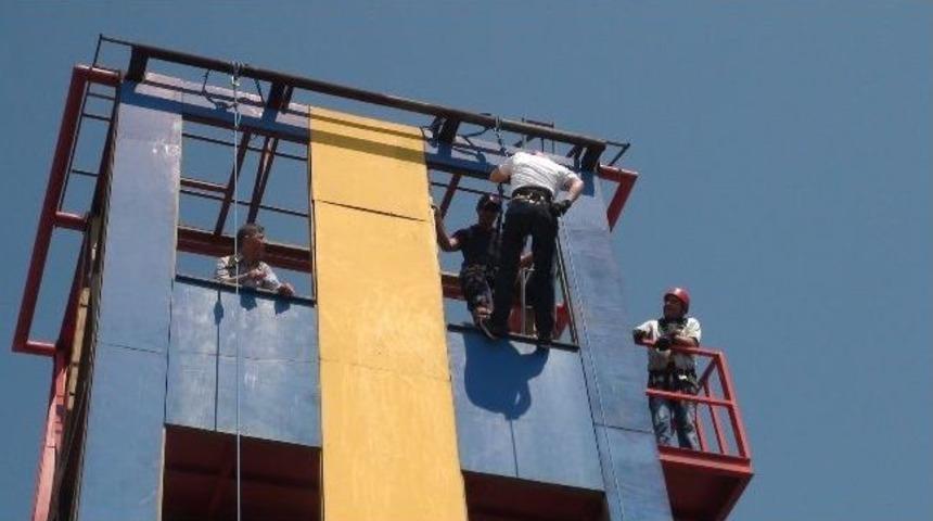 İtfaiyeye &lsquo;b&uuml;y&uuml;kşehir&rsquo; Eğitimi