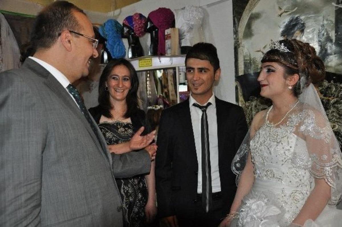 Geleneksel Yılsonu Sergisi B&uuml;y&uuml;k İlgi G&ouml;rd&uuml;