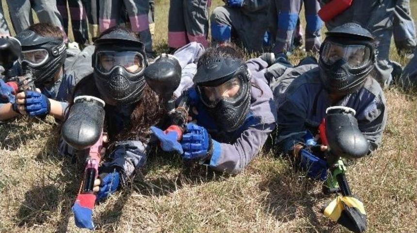 Başarılı Sporcu &Ouml;ğrencilerini Paintballe &Ouml;d&uuml;llendirildi
