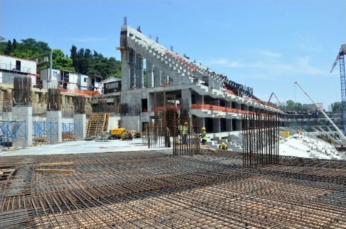 Fikret Orman Vodafone Arena&rsquo;da İncelemelerde Bulundu