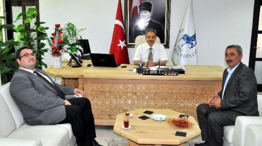 Başkan Akkaya&rsquo;ya Ziyaretler S&uuml;r&uuml;yor