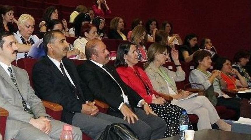 I. Doğum, Kadın Sağlığı Ve Hastalıkları Hemşireliği Lisans&uuml;st&uuml; Eğitimi &Ccedil;alıştayı