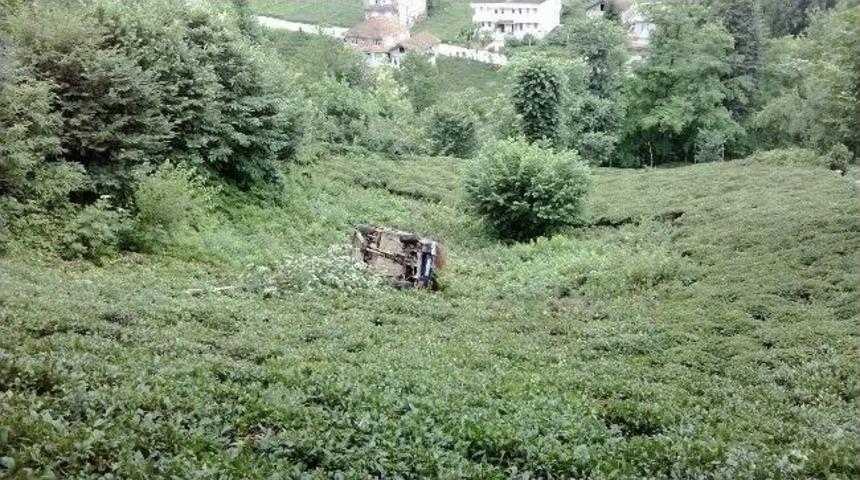 Rize&rsquo;de Trafik Kazası : 1 &Ouml;l&uuml; 1 Yaralı