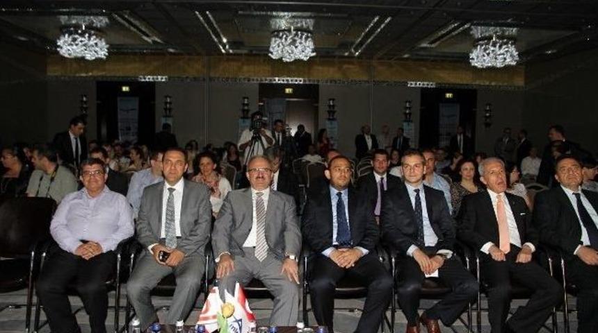 Bursa Kıbrıs'a U&ccedil;uyor