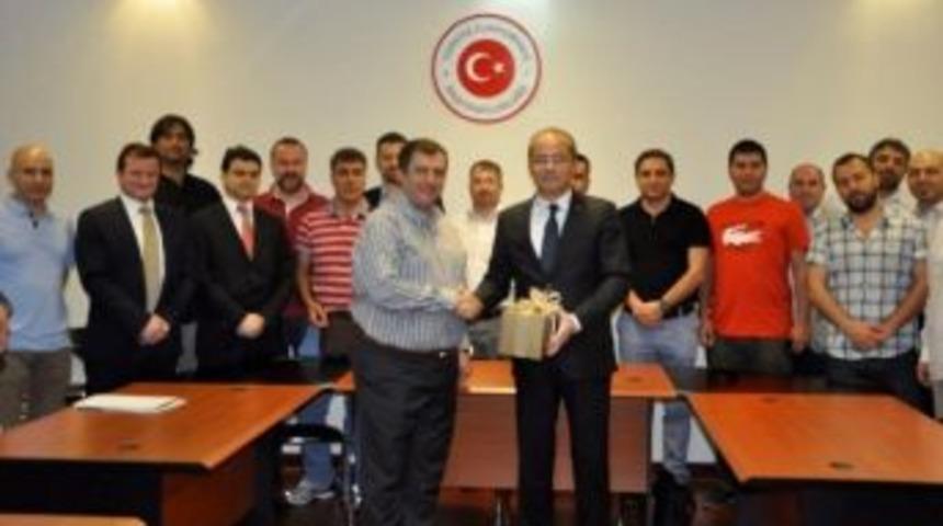 Yt&uuml; Teknopak&rsquo;tan Dubai &Ccedil;ıkarması
