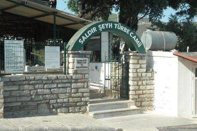 Saldır Şeyh Türbesinde Soygun