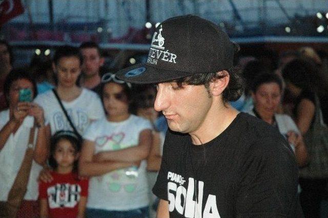 İtalyan Piyanist Soma İ&ccedil;in Konser Verdi 2