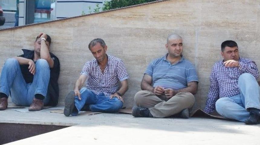 Soma'da Maden İş&ccedil;ilerinin Eylemi Devam Ediyor