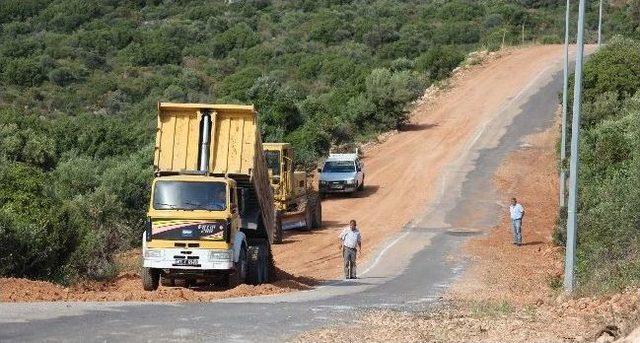 Kaş Yarımadası Yoluna Asfalt