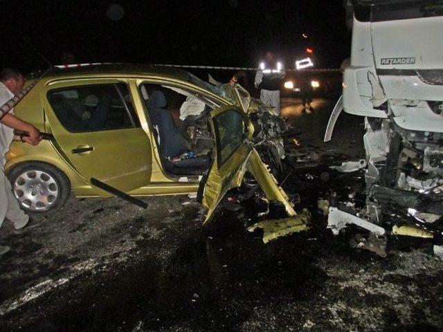 K&ouml;y Muhtarı Trafik Kazasında Hayatını Kaybetti 3