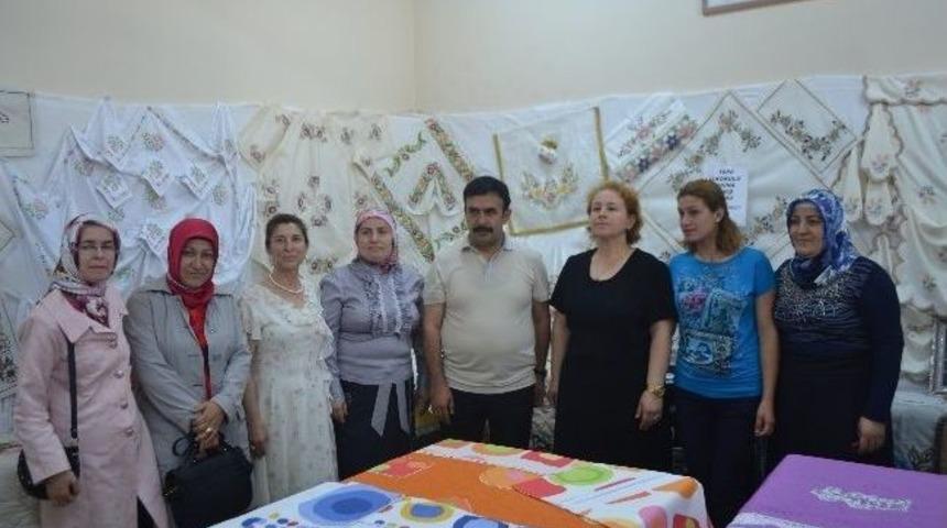 El Emeği &Uuml;r&uuml;nler &Ccedil;erkezk&ouml;y'de G&ouml;r&uuml;c&uuml;ye &Ccedil;ıktı