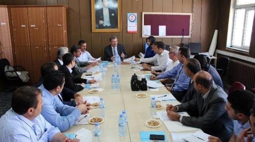 Ağrı'da İl&ccedil;e Milli Eğitim M&uuml;d&uuml;rleri Toplantısı