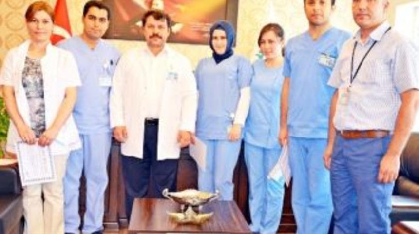 Başarılı Hemşirelere Teşekk&uuml;r Belgesi