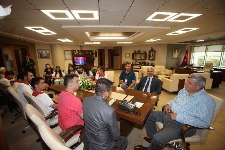 Koruma Altındaki Çocuklar Başkan Karaosmanoğlu’nu Ziyaret Etti G5