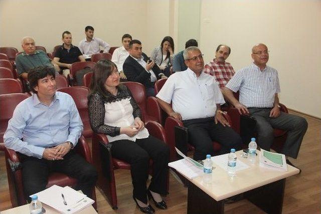 Ferat Y&uuml;ksel Doktora Tezini Soma İş&ccedil;ilerine İthaf Etti 2