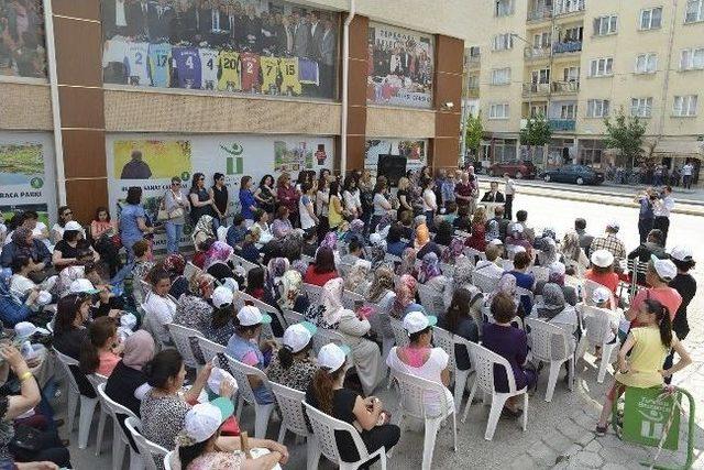 Belde Evleri Kursiyerlerinin El Emeği Sergisi